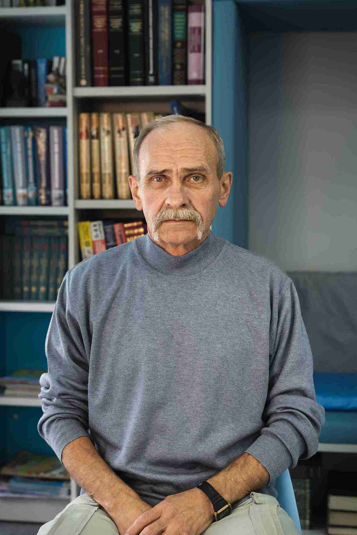 Лаюров Олег Юрьевич.